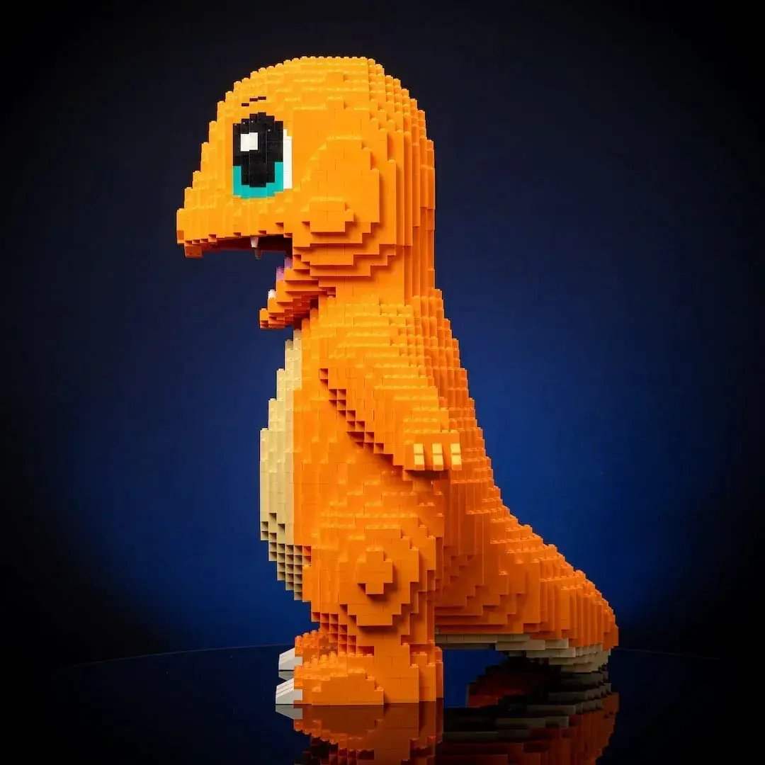Life-Sized Fire Lizard - ToylandEU
