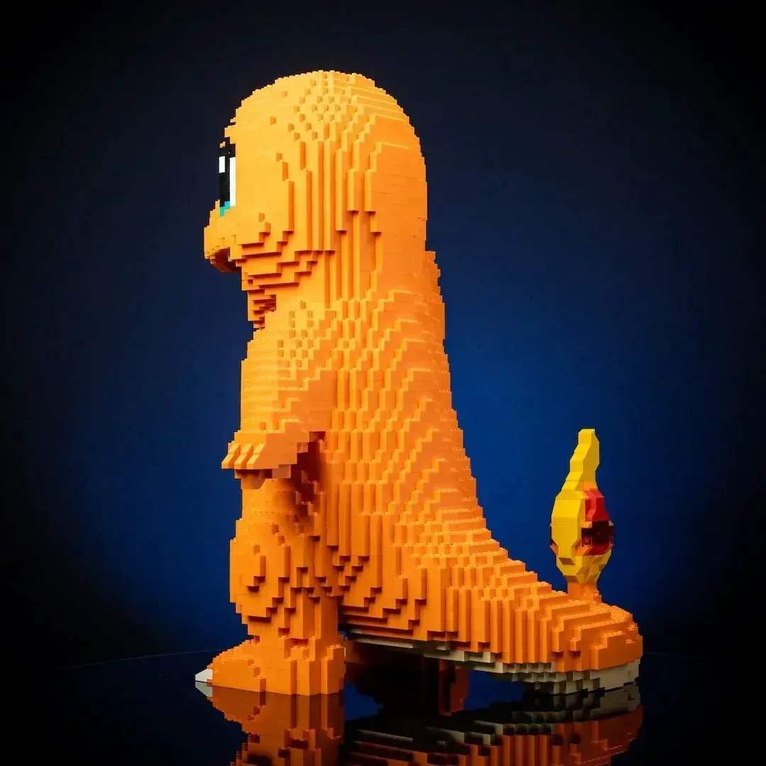 Life-Sized Fire Lizard - ToylandEU