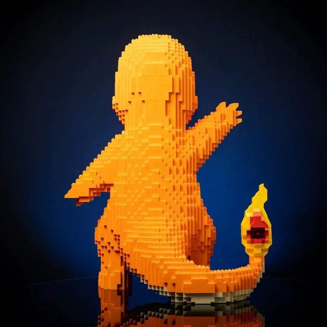 Life-Sized Fire Lizard - ToylandEU