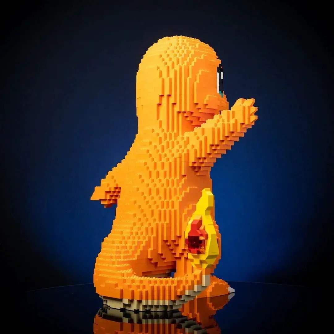 Life-Sized Fire Lizard - ToylandEU