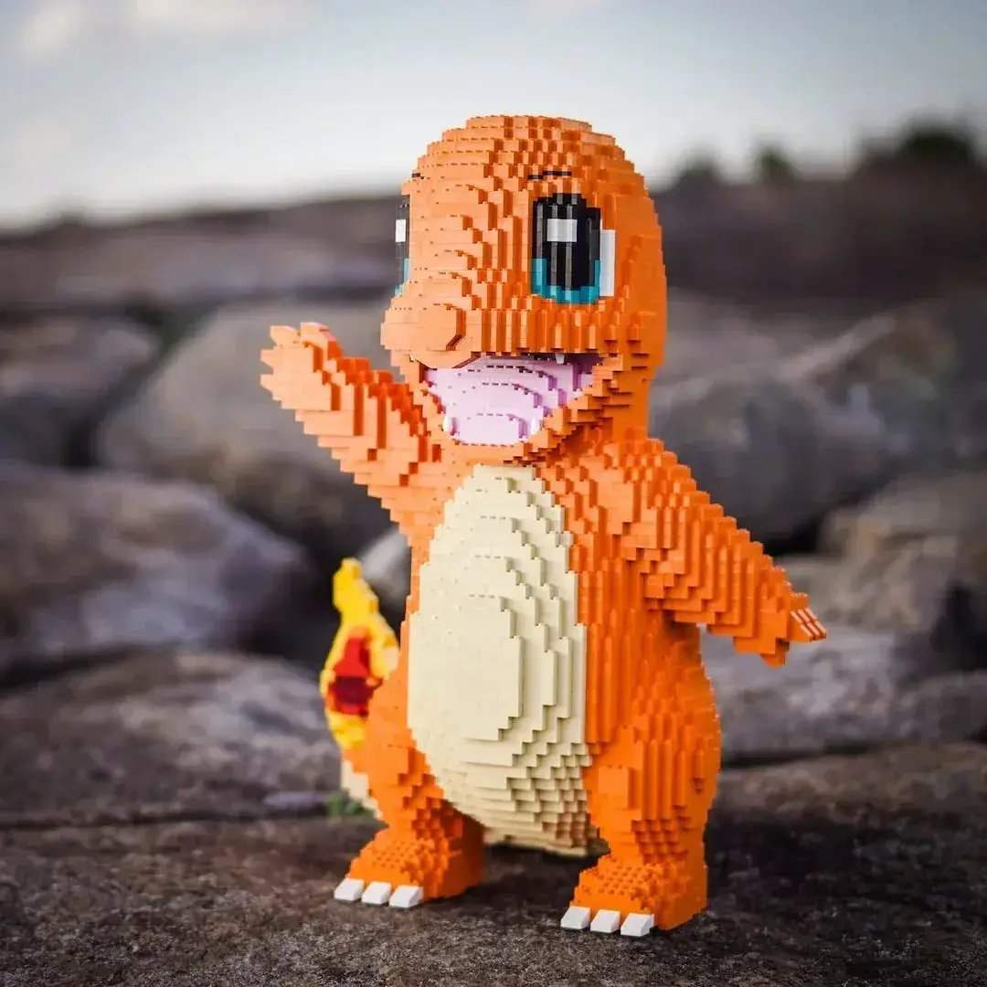 Life-Sized Fire Lizard - ToylandEU
