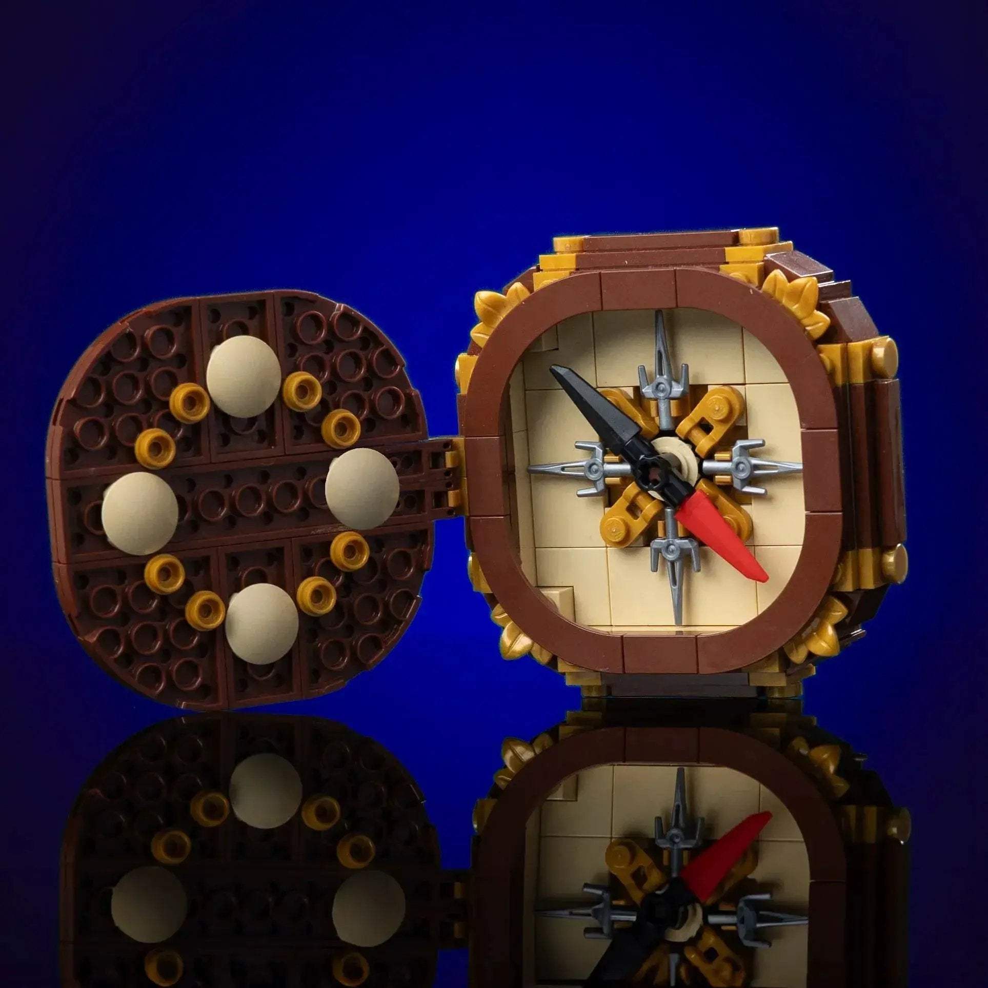 Life-Sized Pirate Compass - ToylandEU