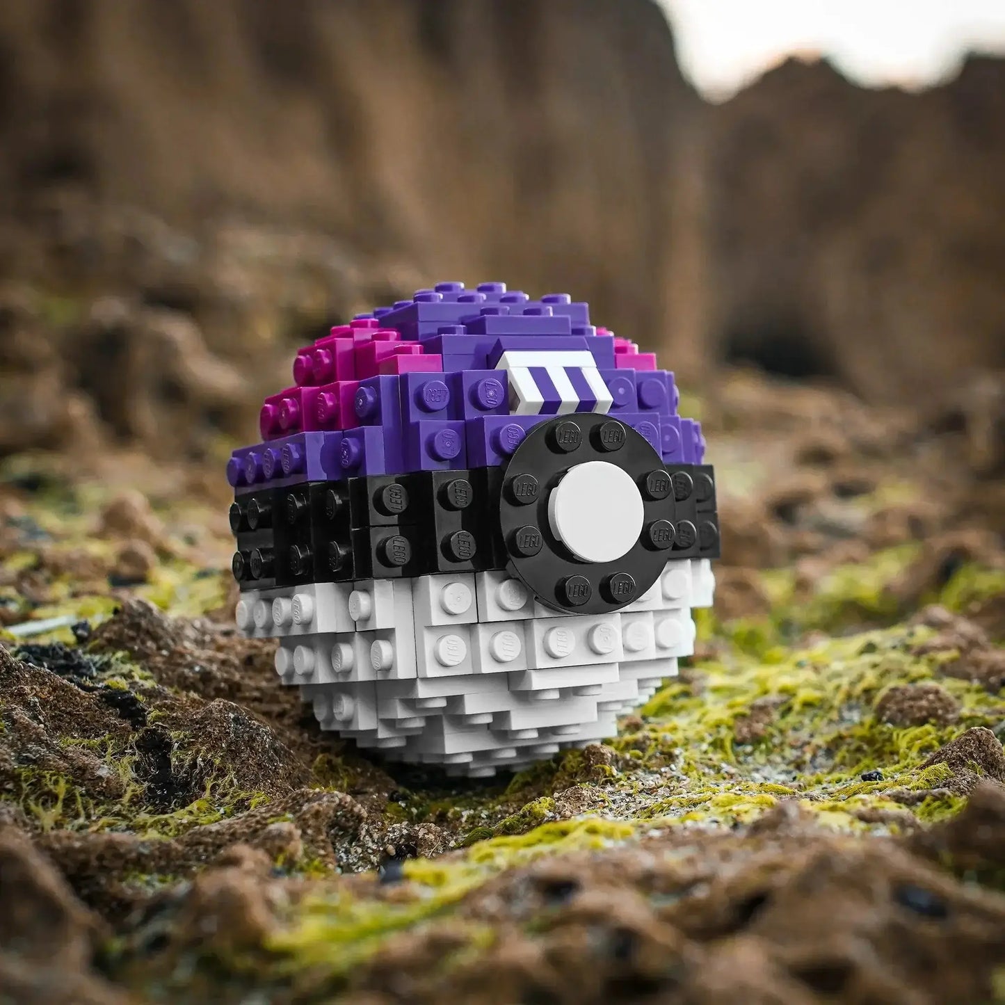 Life-Sized Pocket Spheres - ToylandEU