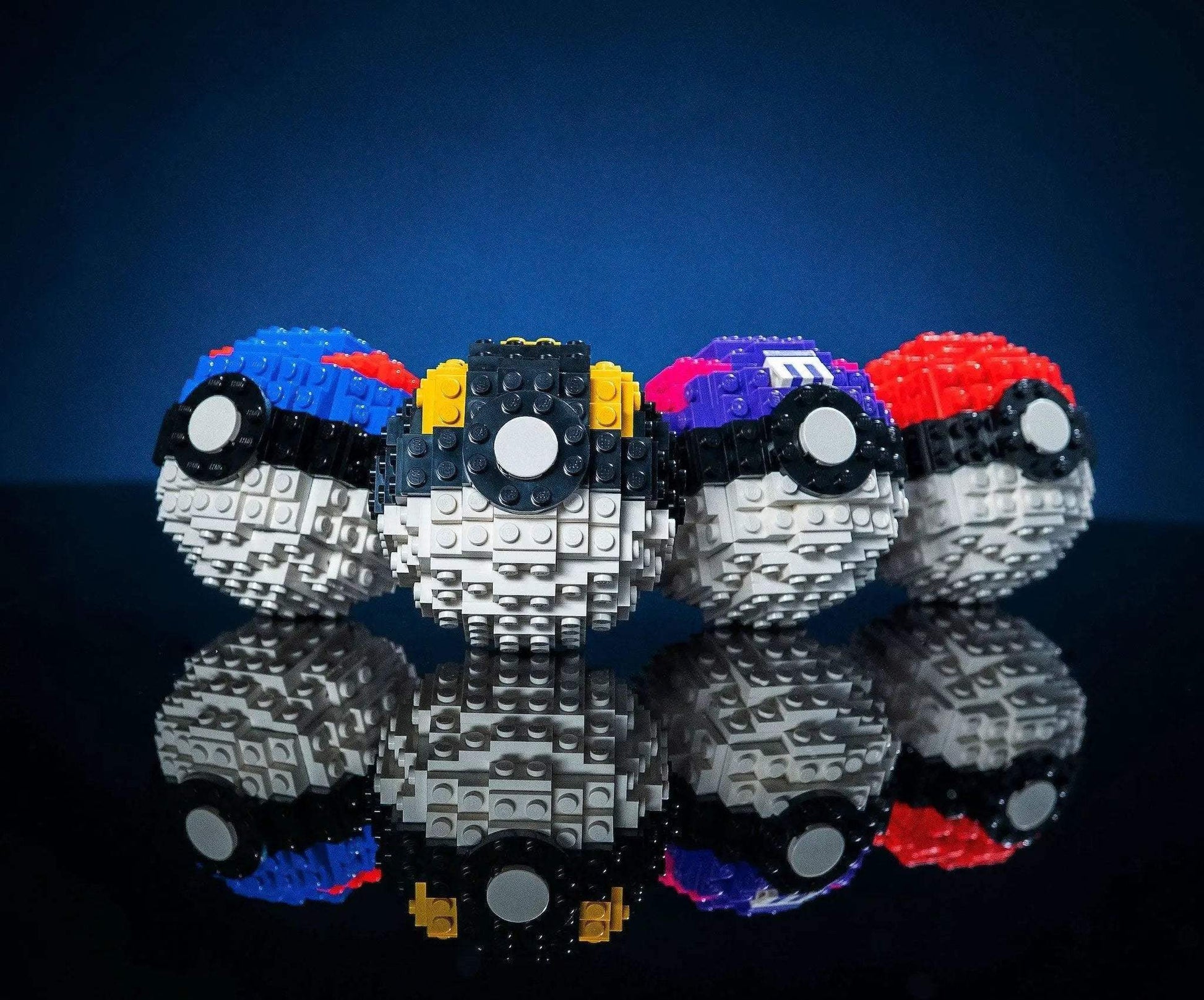 Life-Sized Pocket Spheres - ToylandEU
