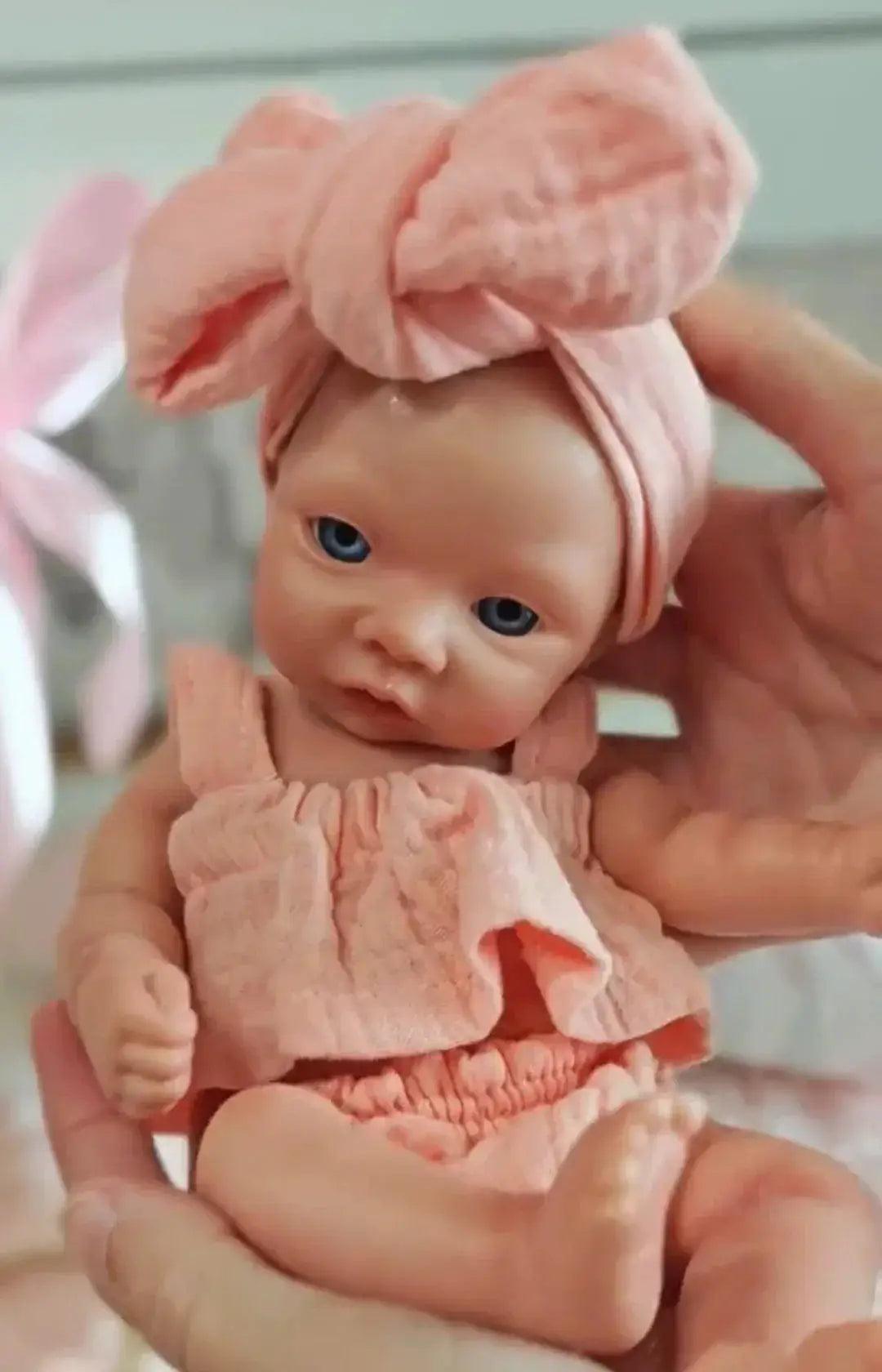  Lifelike 26cm Silicone Reborn Doll Open Mouth Soft Skin -  ToylandEU™