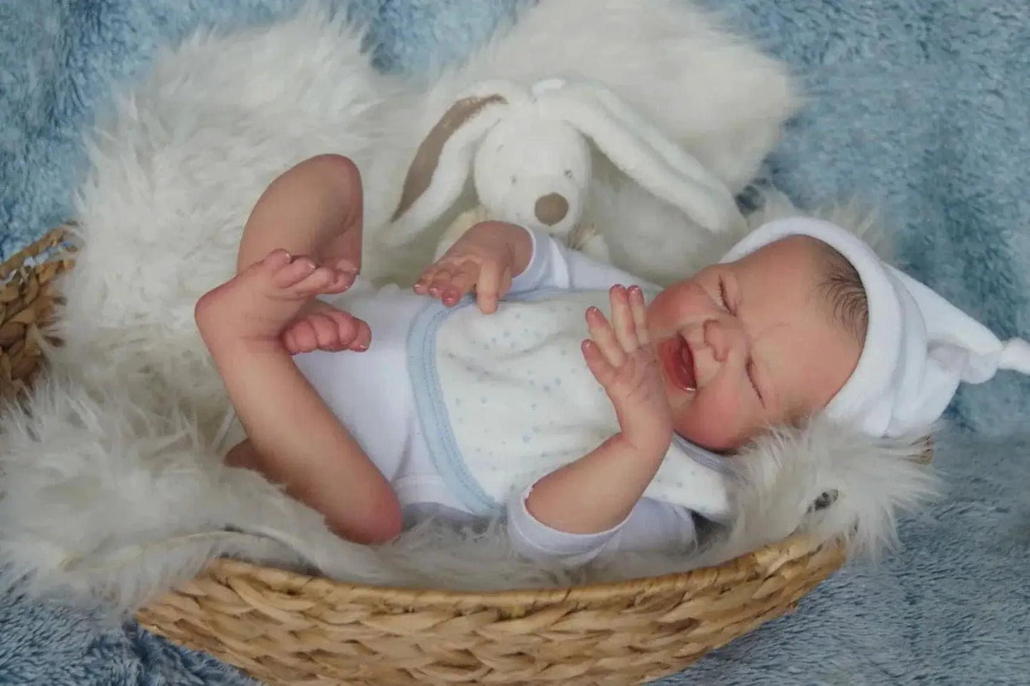  Lifelike 50cm Reborn Vinyl Baby Doll With Painted Hair -  ToylandEU™