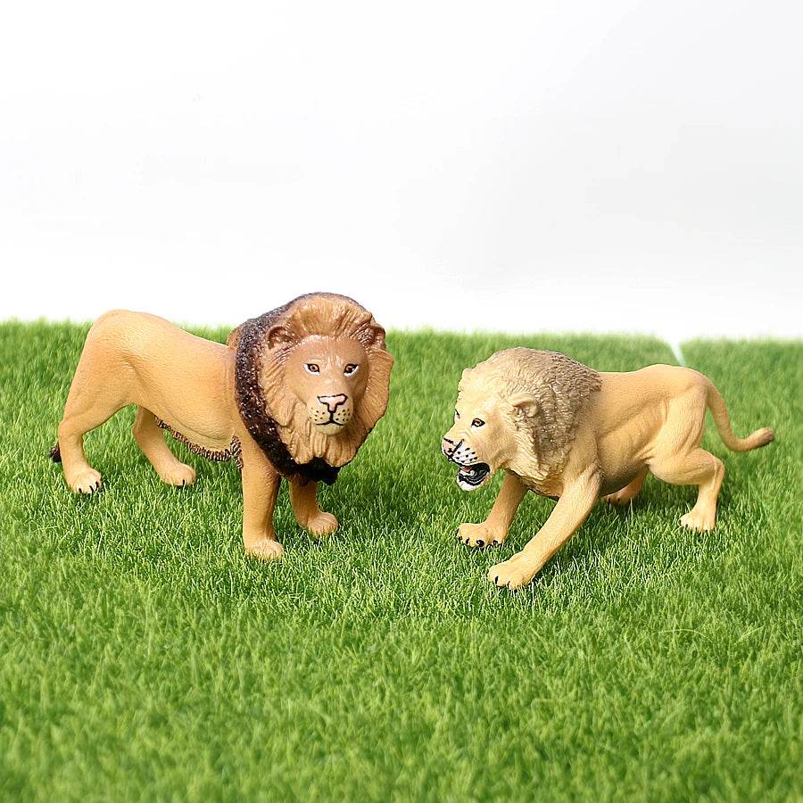 Lifelike Lion Figurine Simulated Plastic Educational Use - ToylandEU