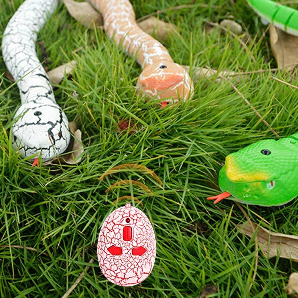Lifelike RC Snake With Retractable Tongue For Children - ToylandEU