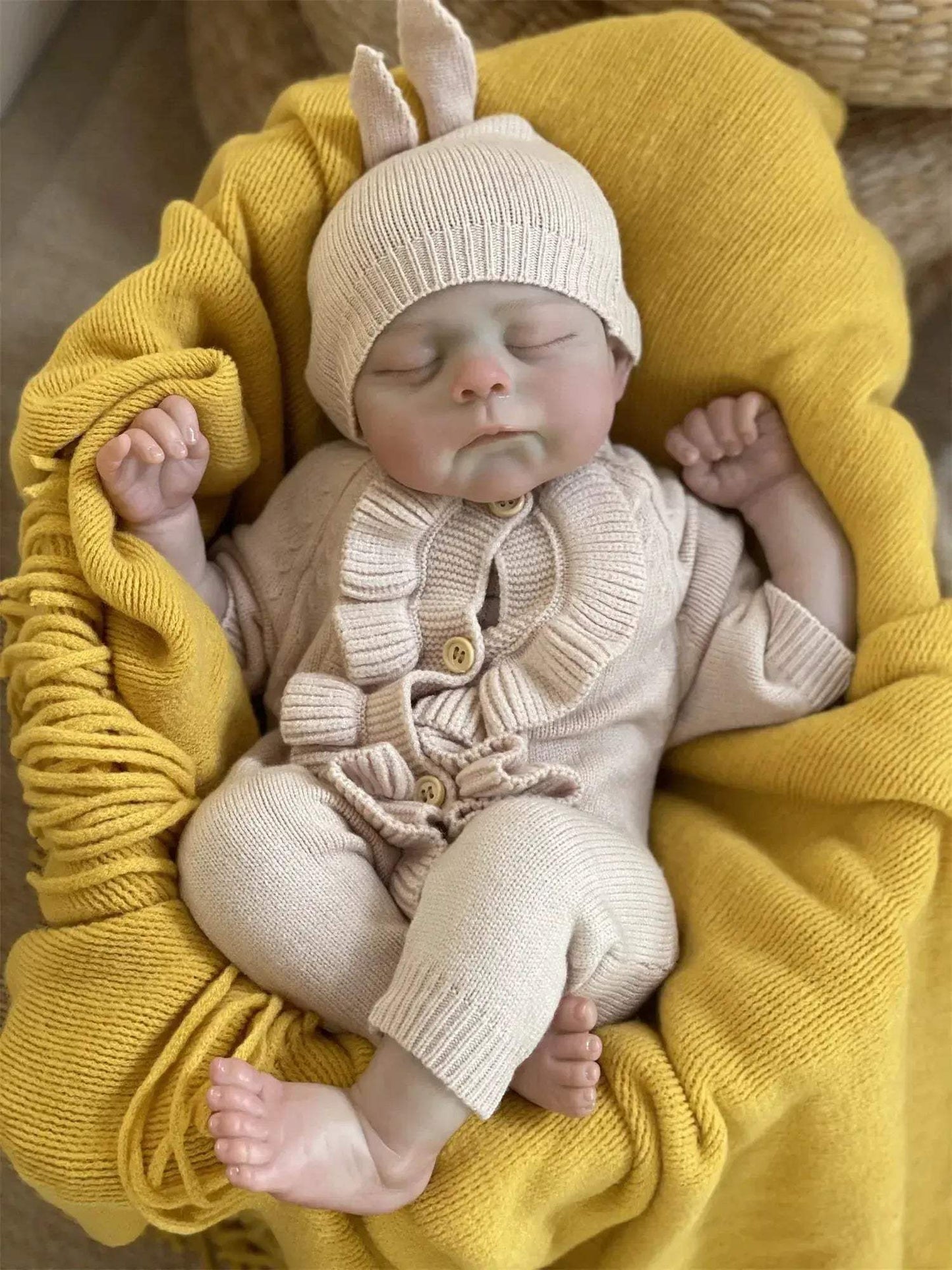 Lifelike Reborn Doll 18 Inch With Soft Cloth Body Realistic - ToylandEU