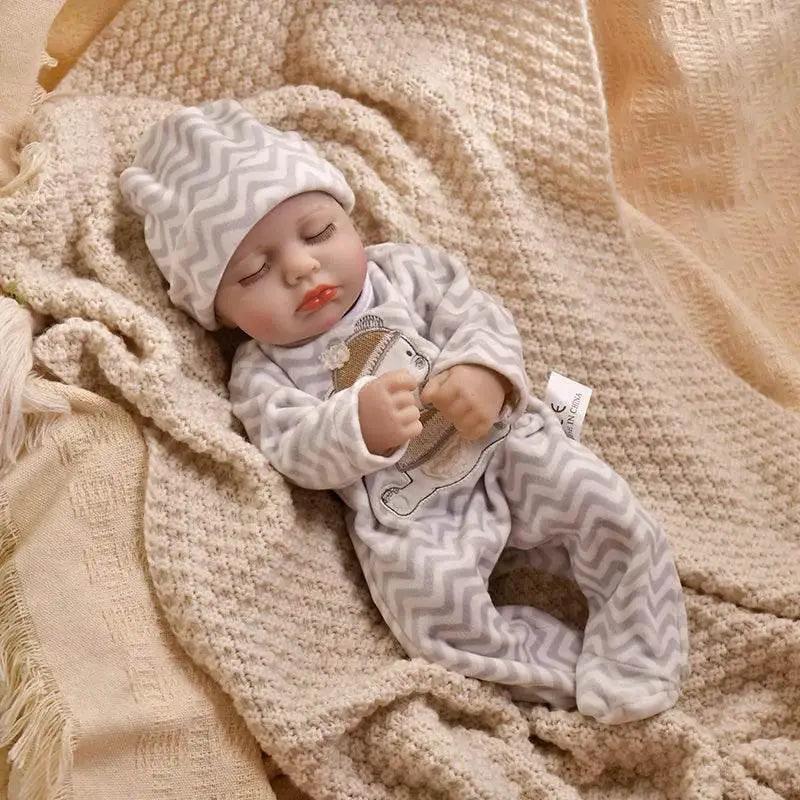  Lifelike Vinyl Reborn Baby Doll 40cm Doll Toyland EU -  ToylandEU™