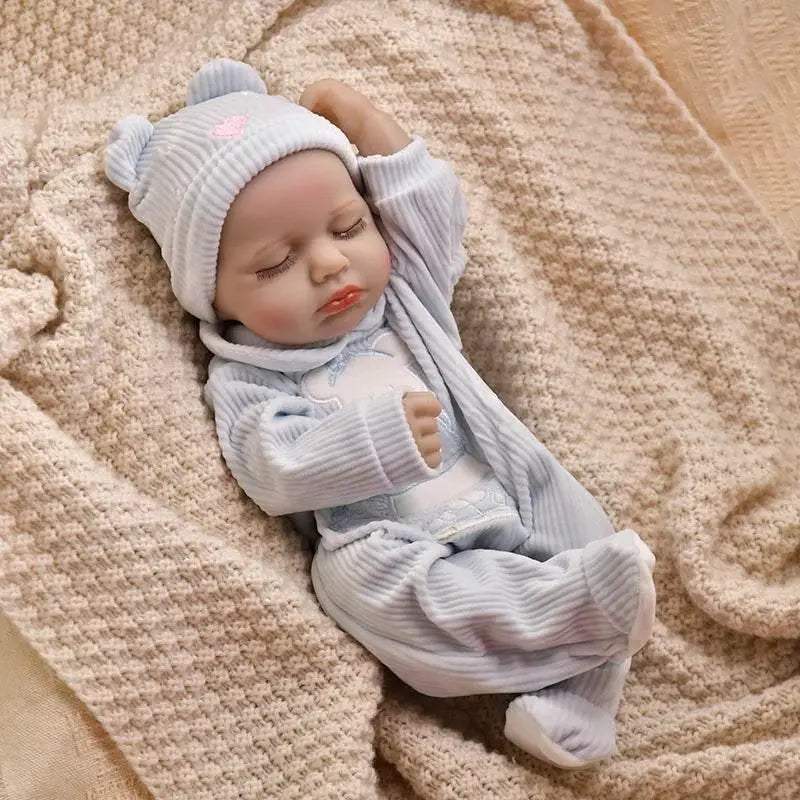  Lifelike Vinyl Reborn Baby Doll 40cm Doll Toyland EU -  ToylandEU™