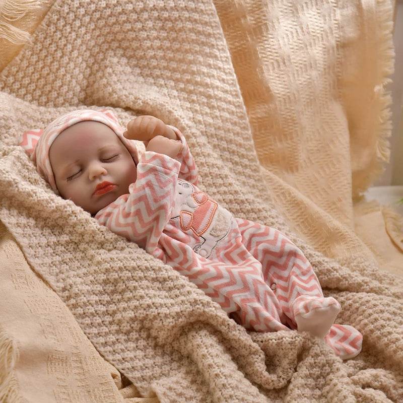 Lifelike Vinyl Reborn Baby Doll Realistic Face For Kids - ToylandEU