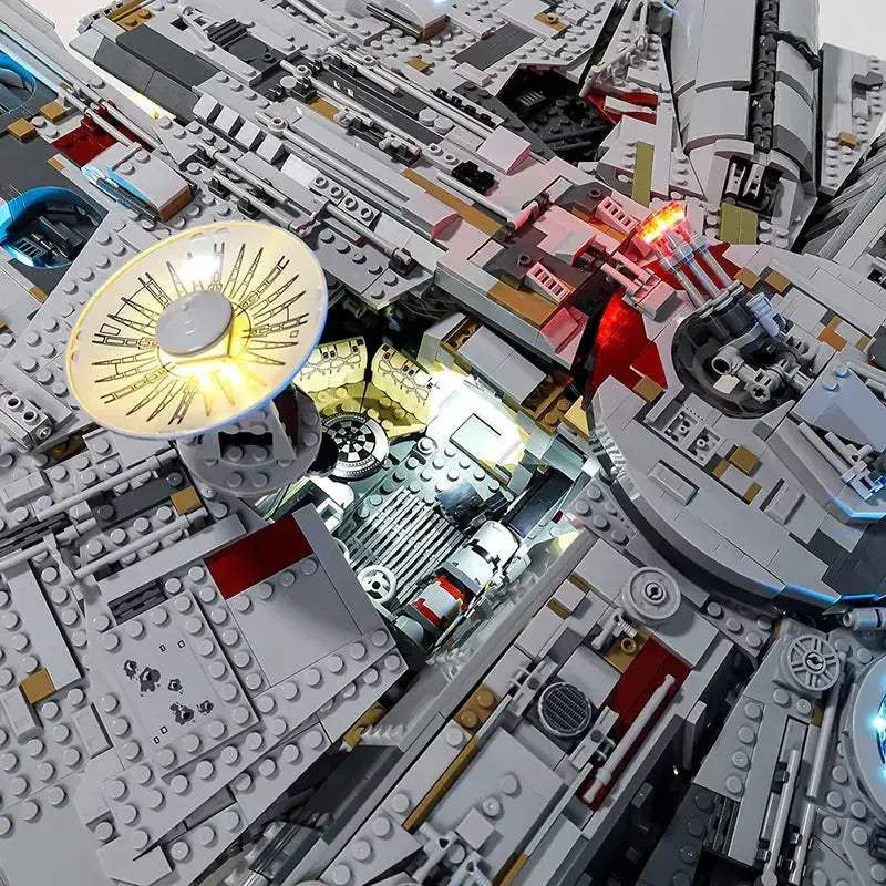 LEGO Star Wars™ Millennium Falcon™ #75192 Light Kit - ToylandEU