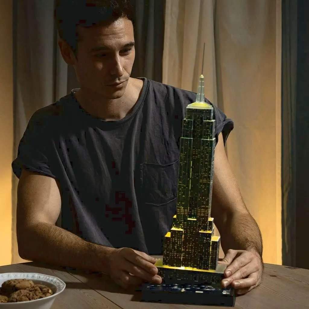 Light Up Empire State Building 3D Puzzle Color Changing LEDs - ToylandEU