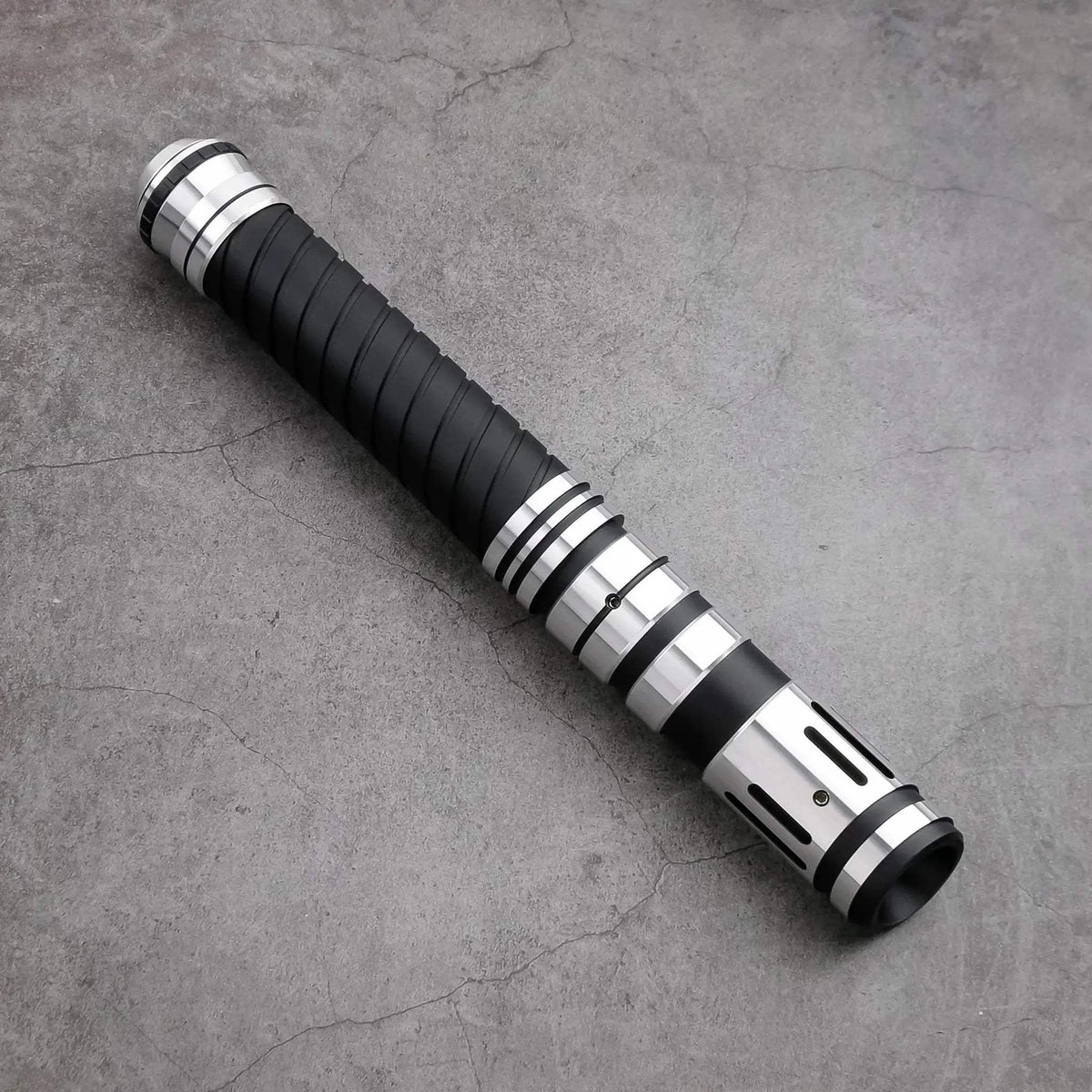  TXQ Smooth Swing SNV4 PRO Lightsaber Metal Hilt 12 Colors -  ToylandEU™