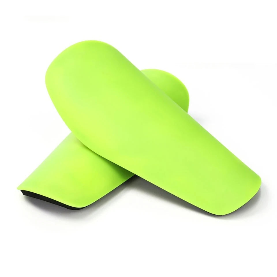 Lightweight Soccer Shin Guards Cushioned Youth And Adults - ToylandEU
