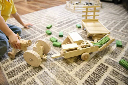 Little Farmer Hay Baling Toy Set - Wooden Toy Tractor, Hay Baler, Hay Wagon and 16 Hay Bales - ToylandEU