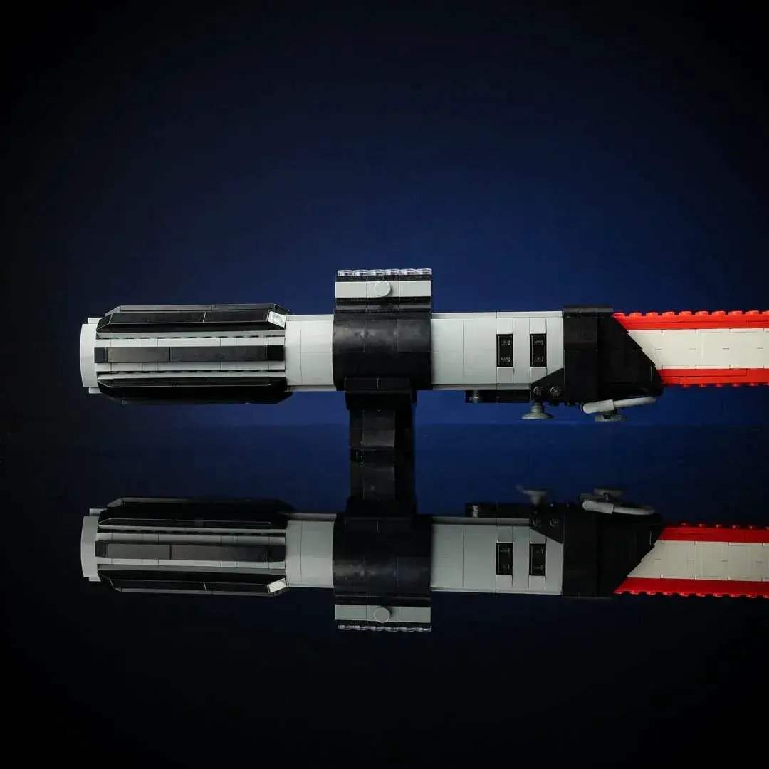 Vader Life Size Star Wars Lightsaber Replica Brick Built - ToylandEU