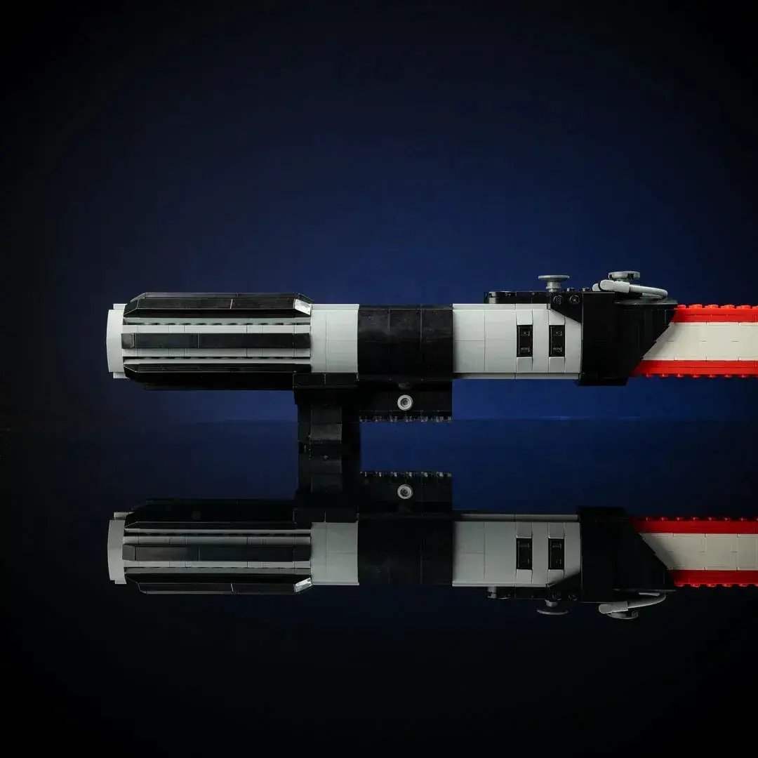 Vader Life Size Star Wars Lightsaber Replica Brick Built - ToylandEU