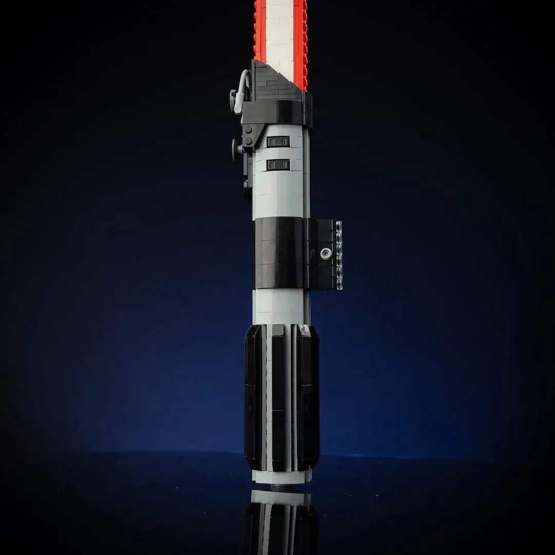 Vader Life Size Star Wars Lightsaber Replica Brick Built - ToylandEU