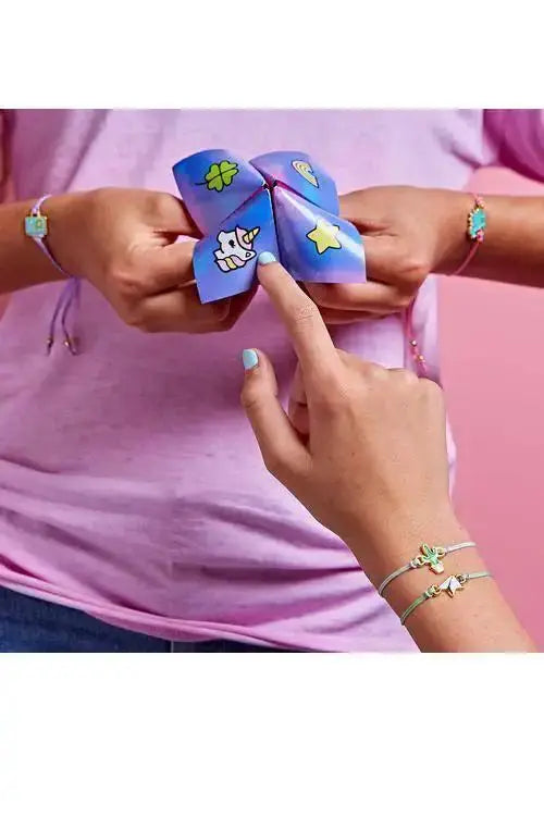 Lucky Fortune Cookies With Collectible Bracelets For Good Luck - ToylandEU