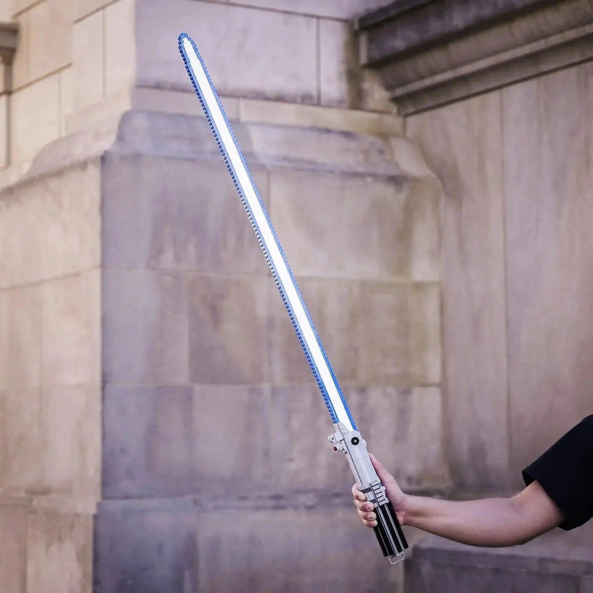  Luke Episode IV Life Size Lightsaber Replica Bricks -  ToylandEU™