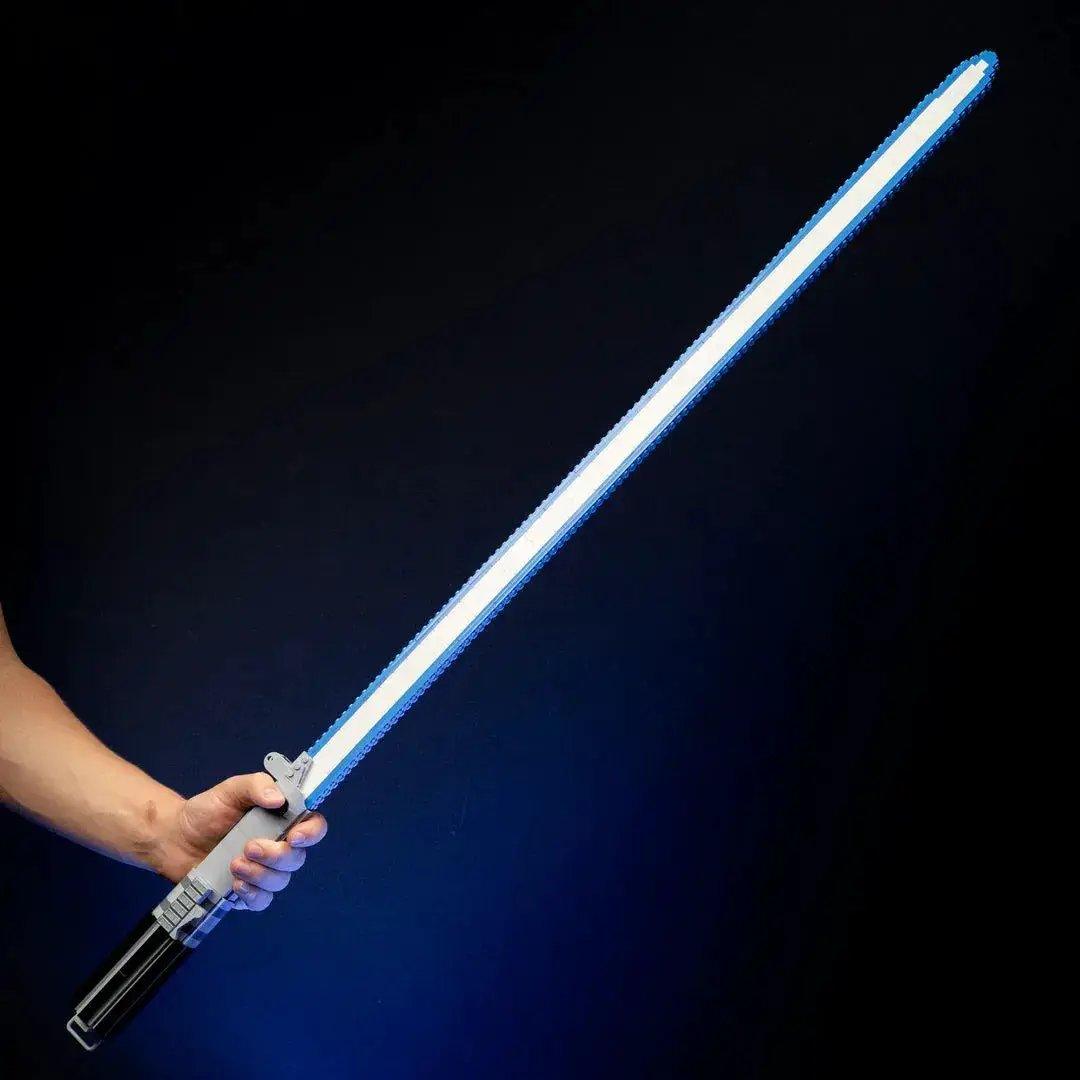  Luke Episode IV Life Size Lightsaber Replica Bricks -  ToylandEU™