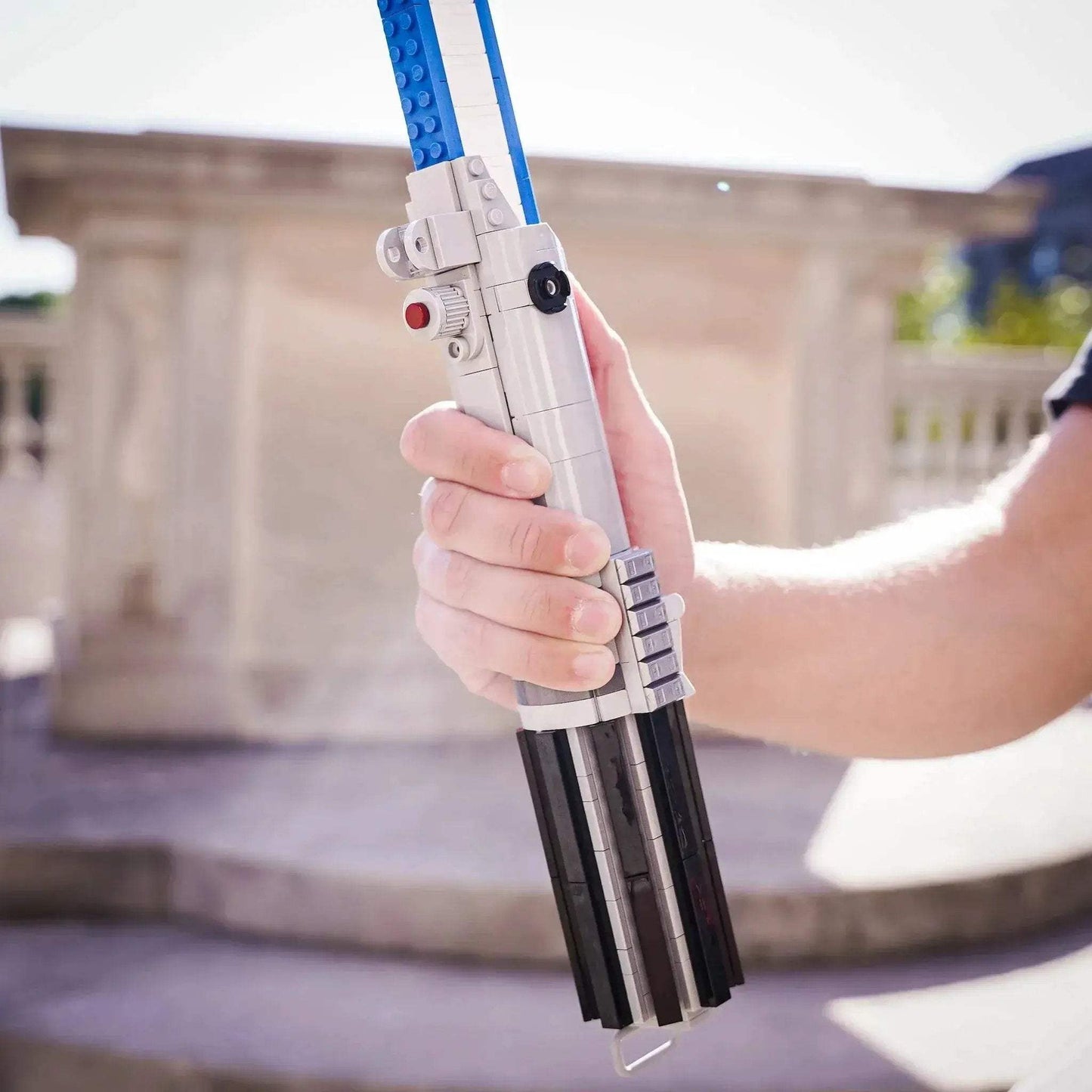 Luke’s Episode IV Life-Sized Saber - ToylandEU