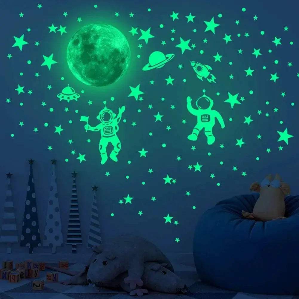 Luminous Astronaut Wall Sticker 21cm Toyland EU -  ToylandEU™