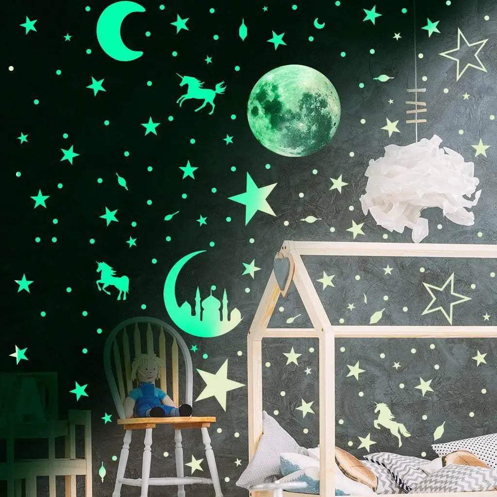 Radiant Moon And Stars Glow Wall Stickers Toyland EU -  ToylandEU™