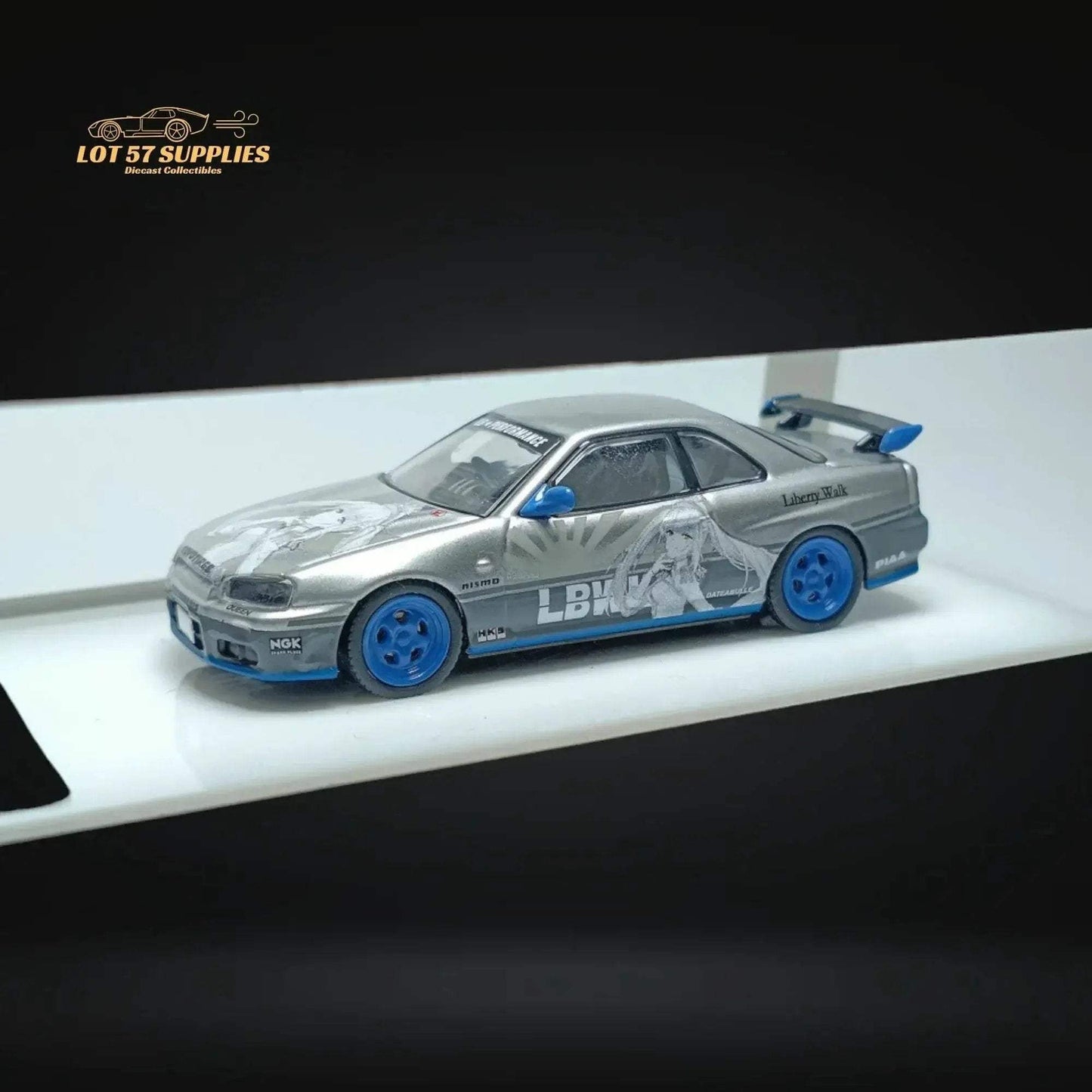 MC Nissan Skyline R34 25GT Turbo Silver Queen Livery 1:64 - ToylandEU