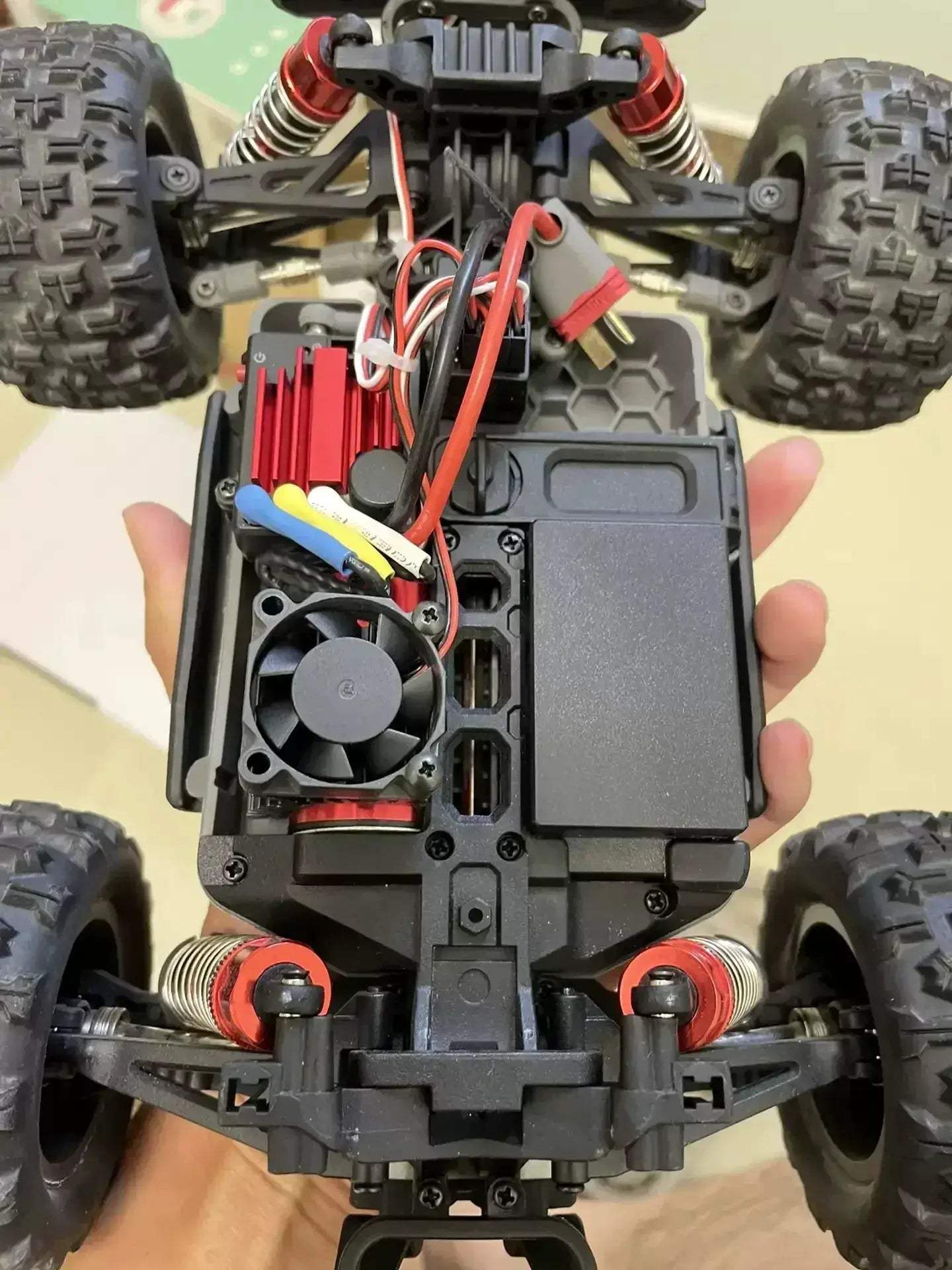 MJX Hyper Go Brushless RC Vehicle Off Road 4WD Ready - ToylandEU