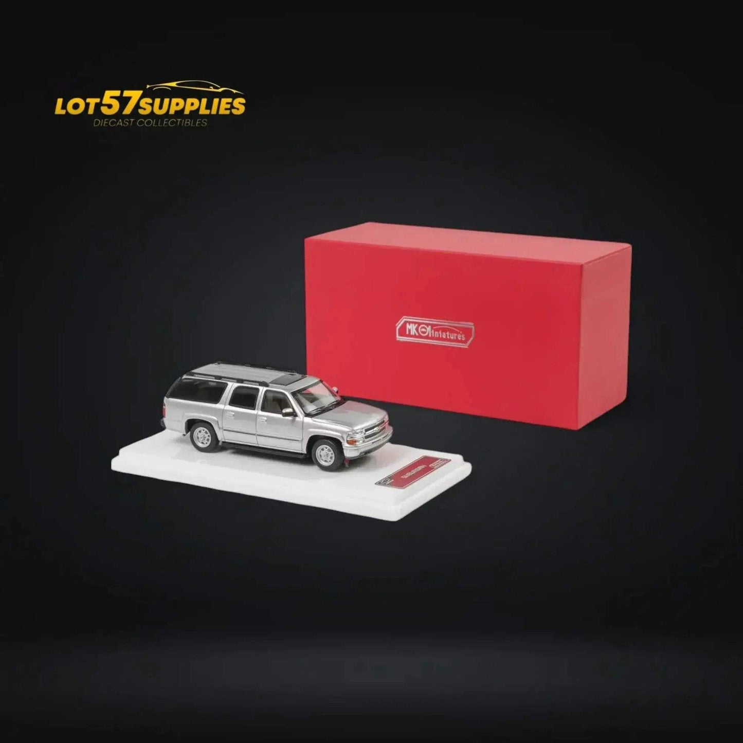 MK Miniatures Chevrolet Suburban in Silver 1:64 - ToylandEU