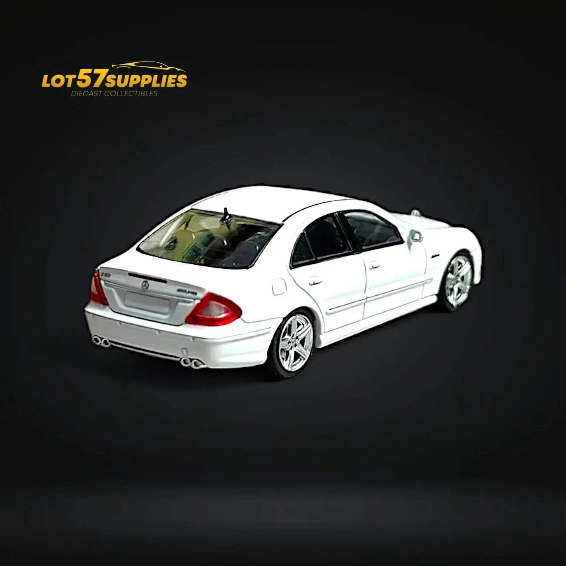 MK Model Mercedes-Benz E63 AMG W211 in White Limited to 599 Pcs 1:64 - ToylandEU