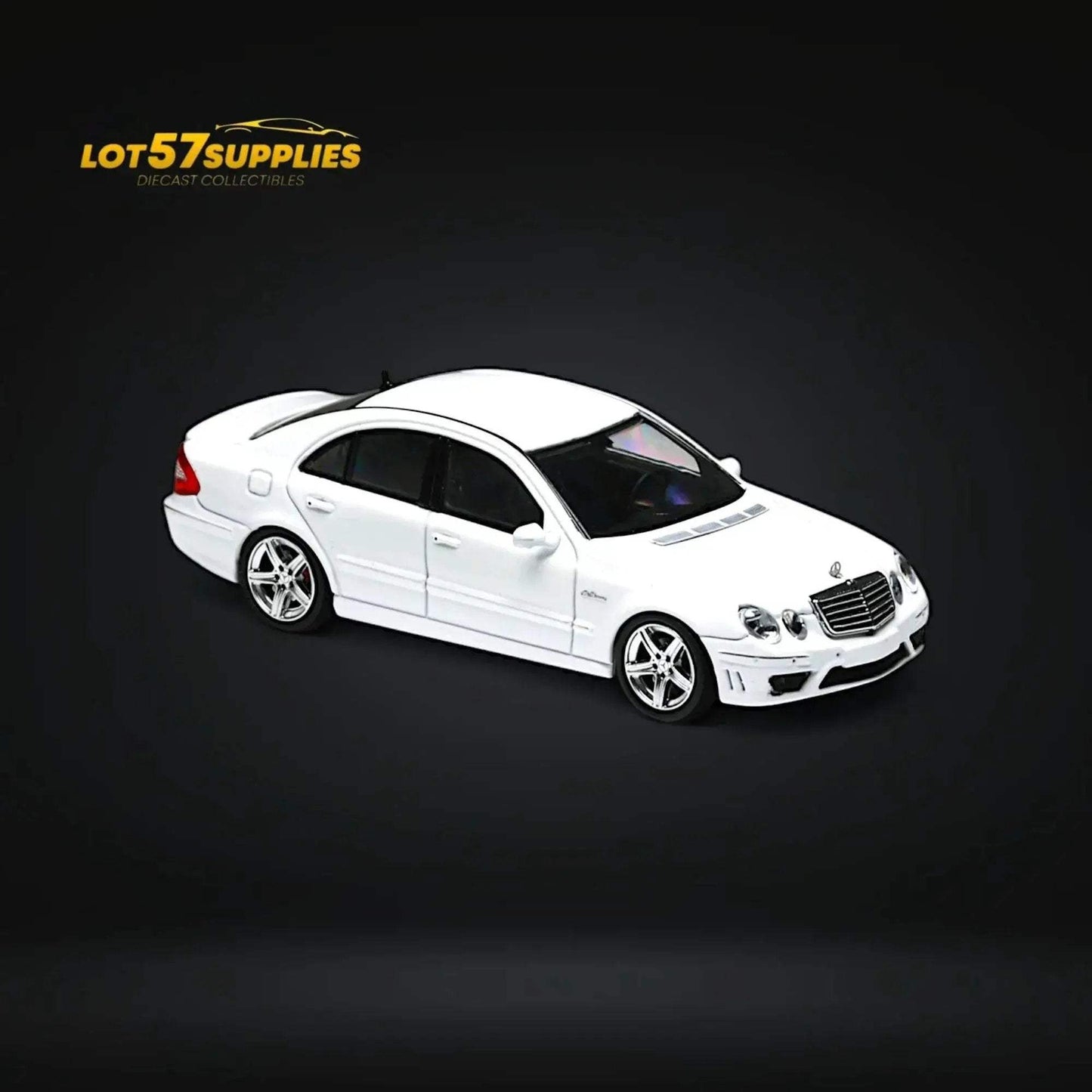 MK Model Mercedes-Benz E63 AMG W211 in White Limited to 599 Pcs 1:64 - ToylandEU