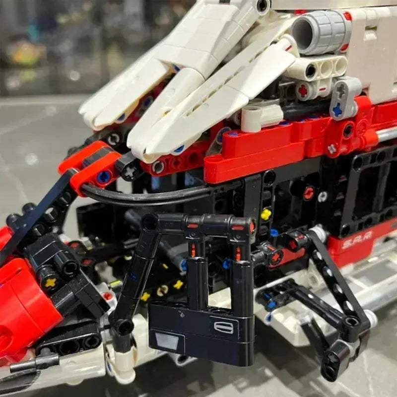 MOC Airbus H175 Rescue Helicopter Lego Compatible Blocks With Spinning Rotors - ToylandEU