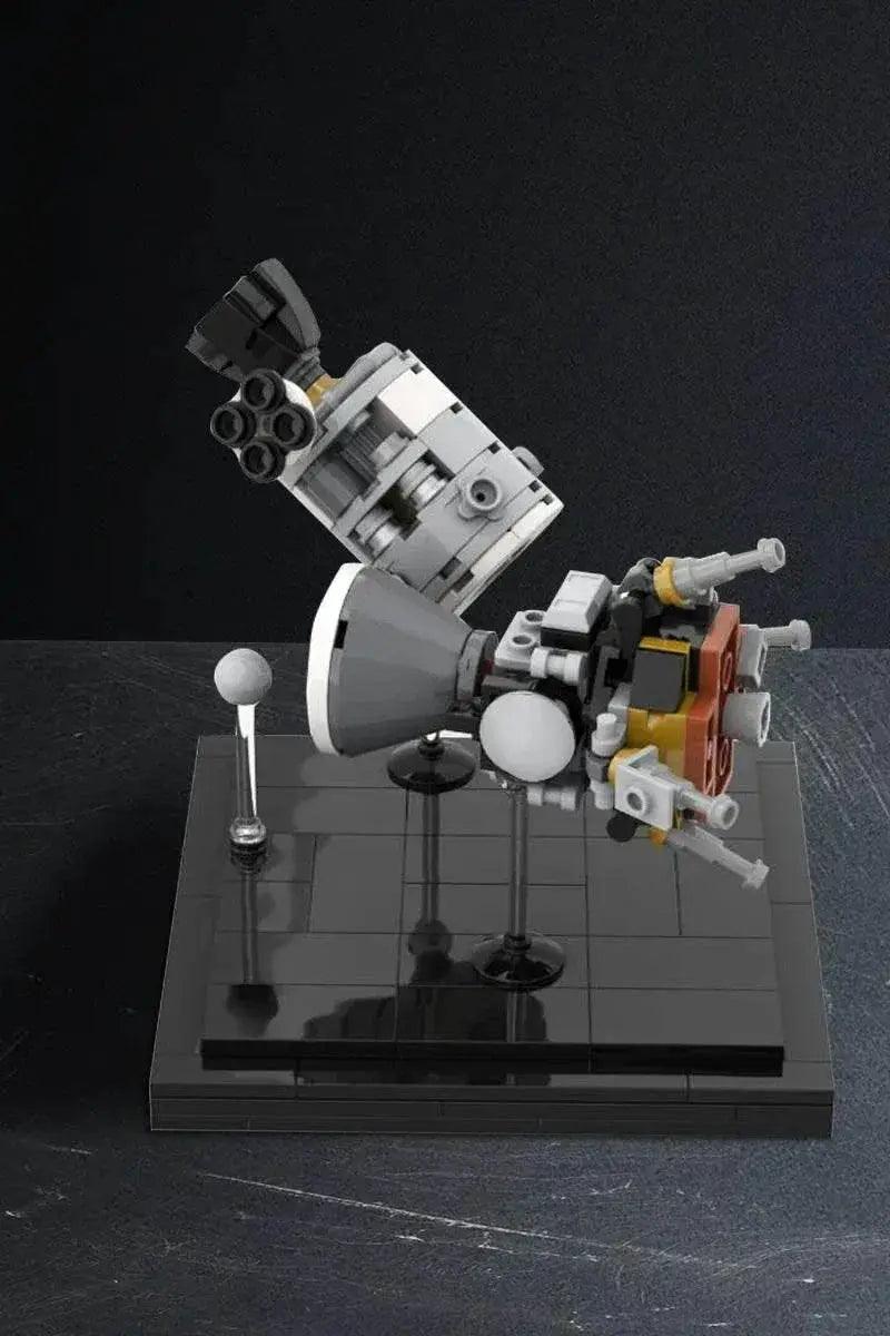  MOC Apollo 13 Diorama CSM Odyssey LM Aquarius Building Bricks MOC Gift -  ToylandEU™