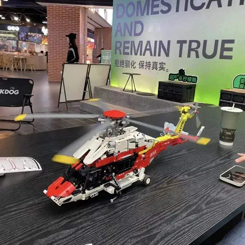 MOC MOC Rescue Helicopter Building Blocks Set Lego Compatible 2001 Pieces - ToylandEU