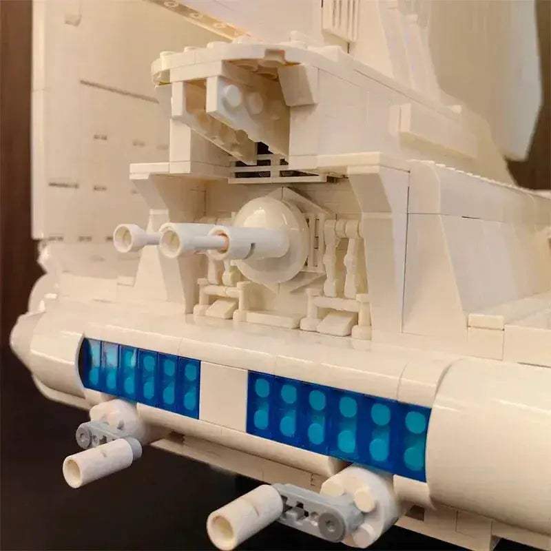 Space Shuttle Building Blocks 2496 Piece Model Kit for Creative Gifts - ToylandEU