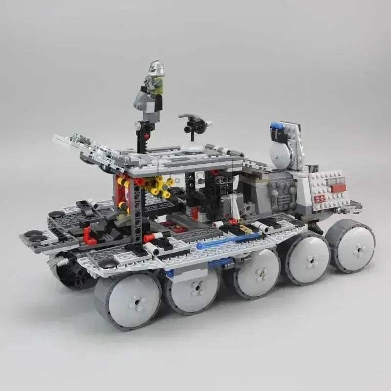 MOC Space War Tank Building Blocks Set With 903 Pieces - ToylandEU
