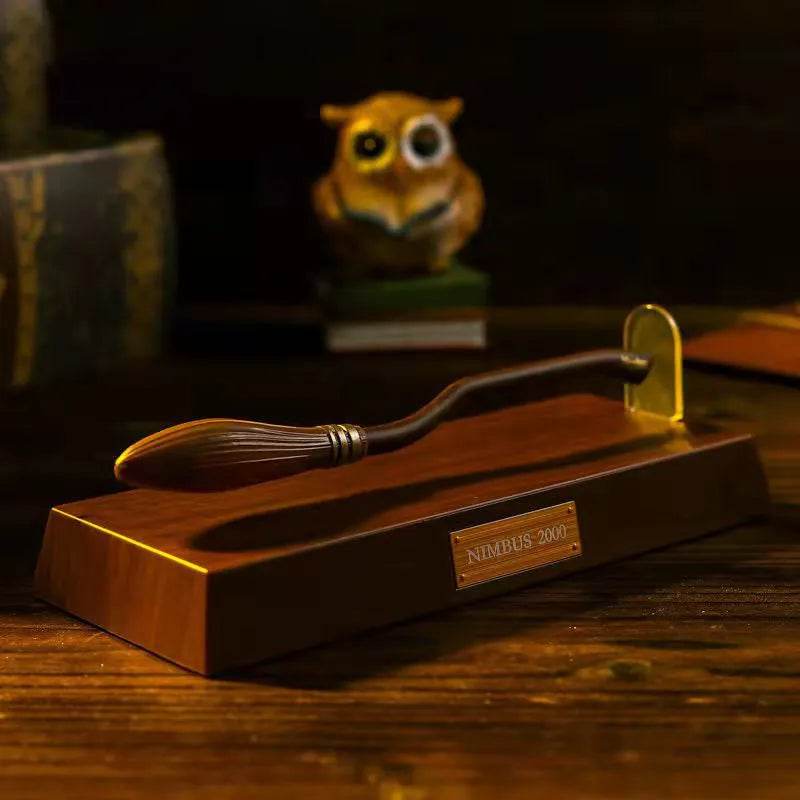 Magical Floating Broomstick Pen - Enchanting Wizard Desk Decor - ToylandEU