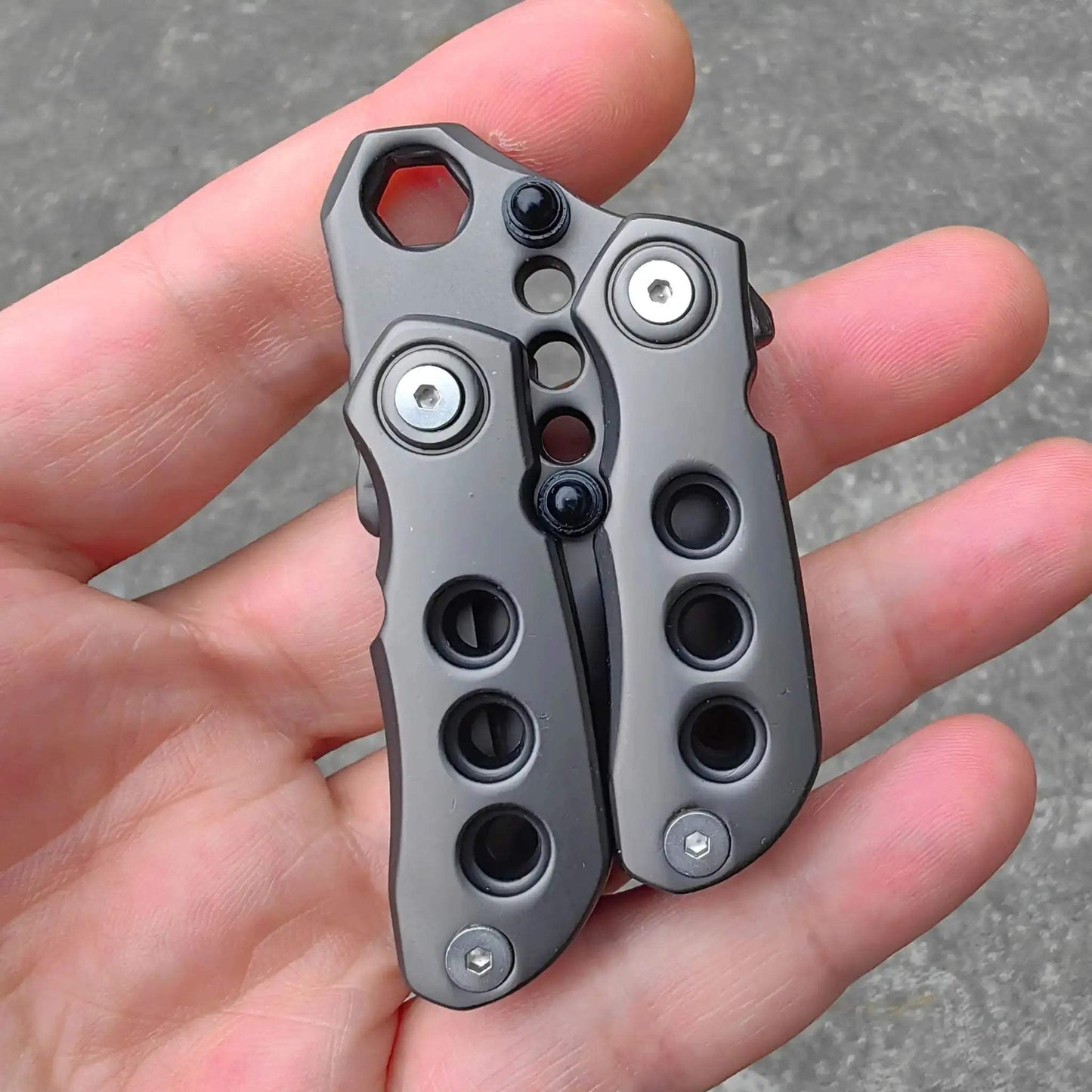 Magnetic Fidget Coin EDC Toy For Anxiety Relief And Focus - ToylandEU