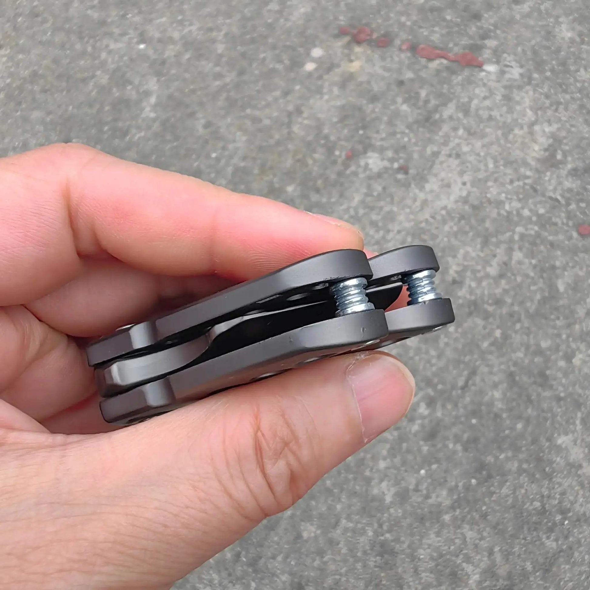 Magnetic Fidget Coin EDC Toy For Anxiety Relief And Focus - ToylandEU