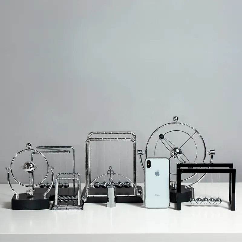 Magnetic Levitation Newton Pendulum - Elegant Nordic Home Decor Piece - ToylandEU