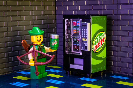 Making Dew - B3 Customs Soda Vending Machine made using LEGO parts - ToylandEU