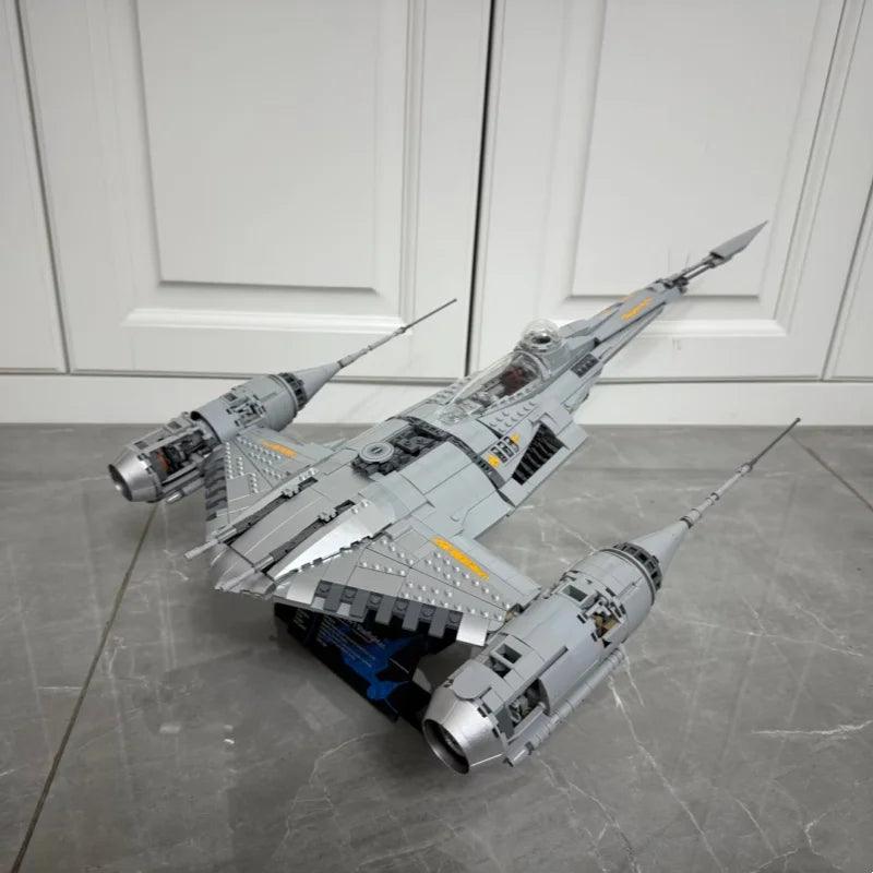 Mandalorian Starfighter | 1809-Pieces | Toylandeu™