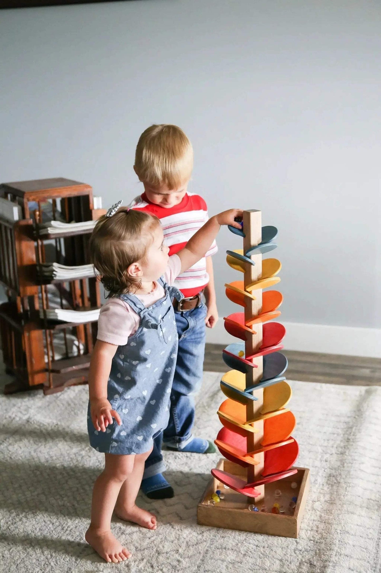 Marble Tree Wooden Toy - Child-Safe Finish - Pack of Marbles Included - ToylandEU