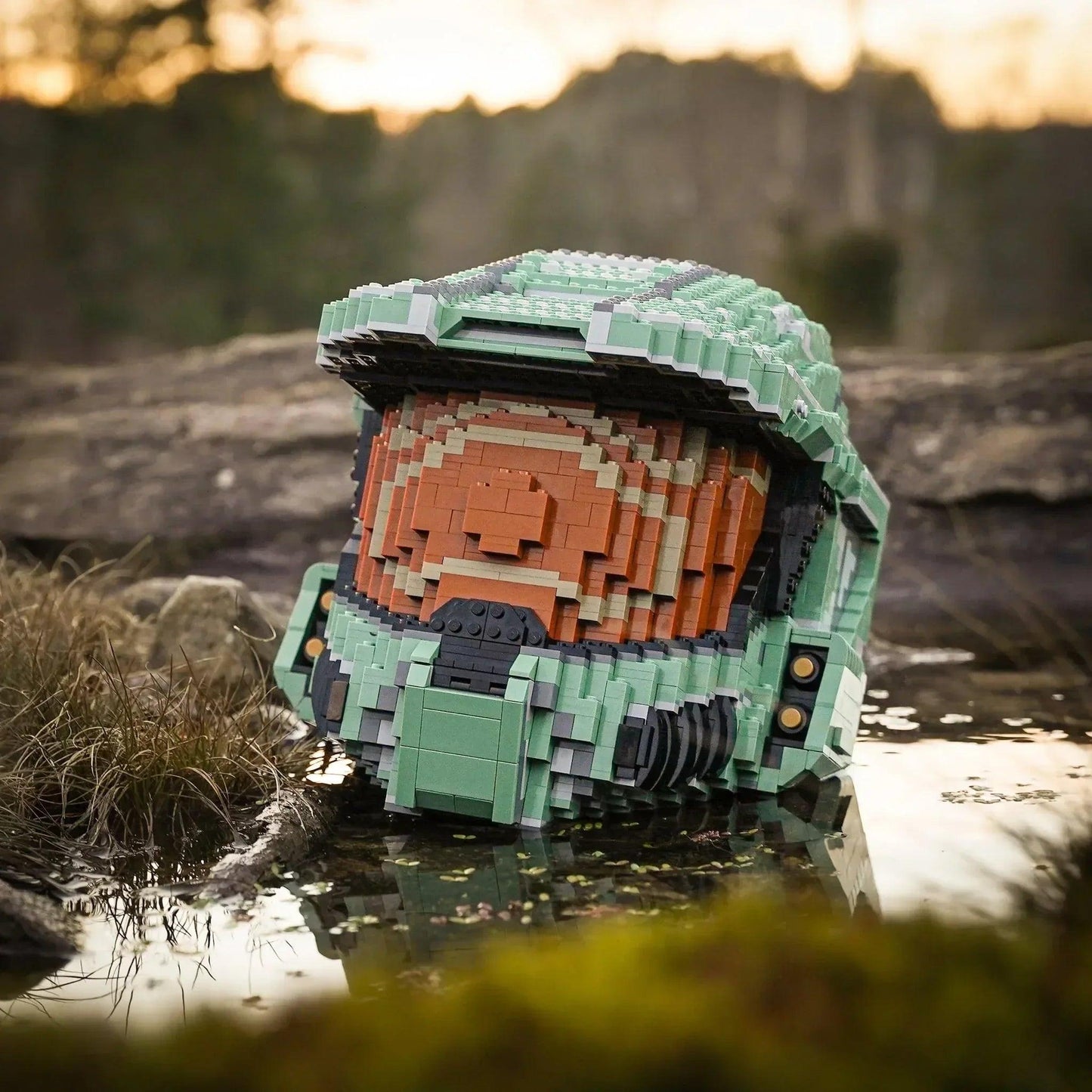  Master Chief Helmet LEGO Replica Life Size 2700 Bricks -  ToylandEU™