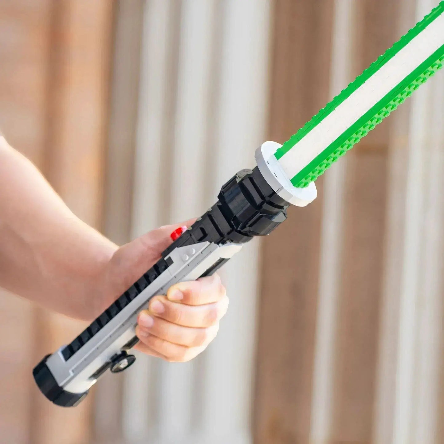 Master Jinn's Life-Sized Saber - ToylandEU