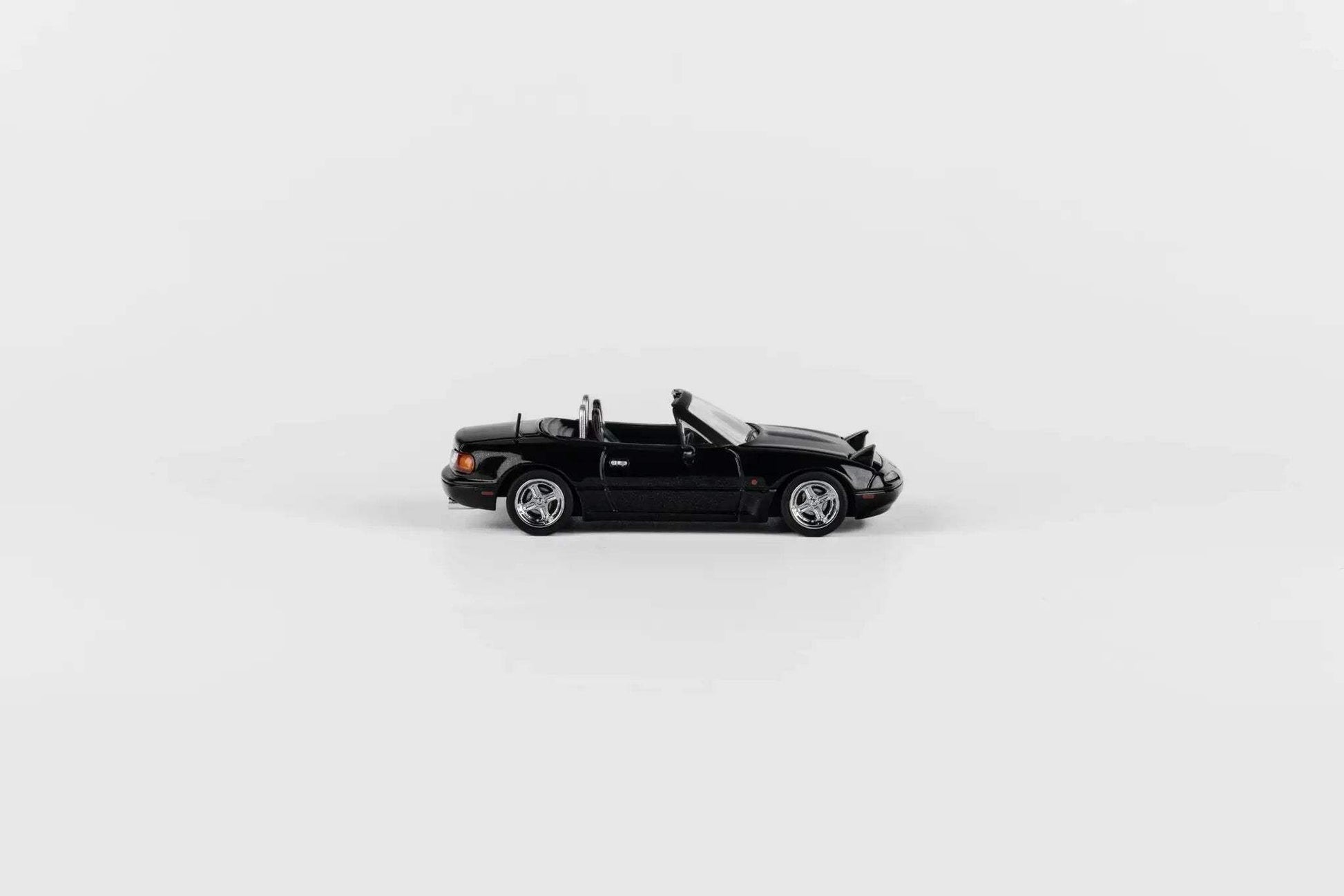 Mazda Miata Micro Turbo Eunos Roadster Diecast Model - ToylandEU
